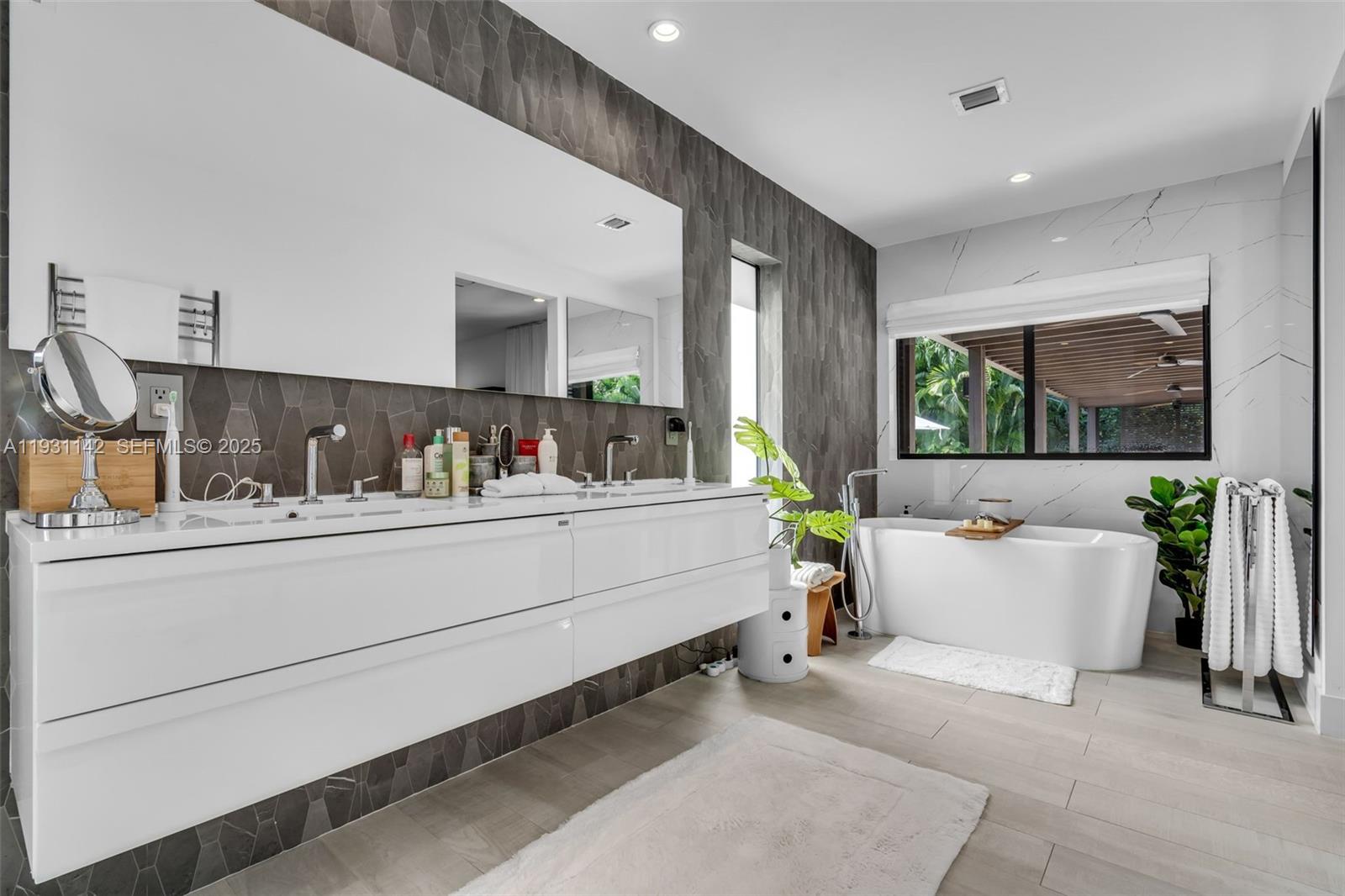 EL PORTAL - Residential