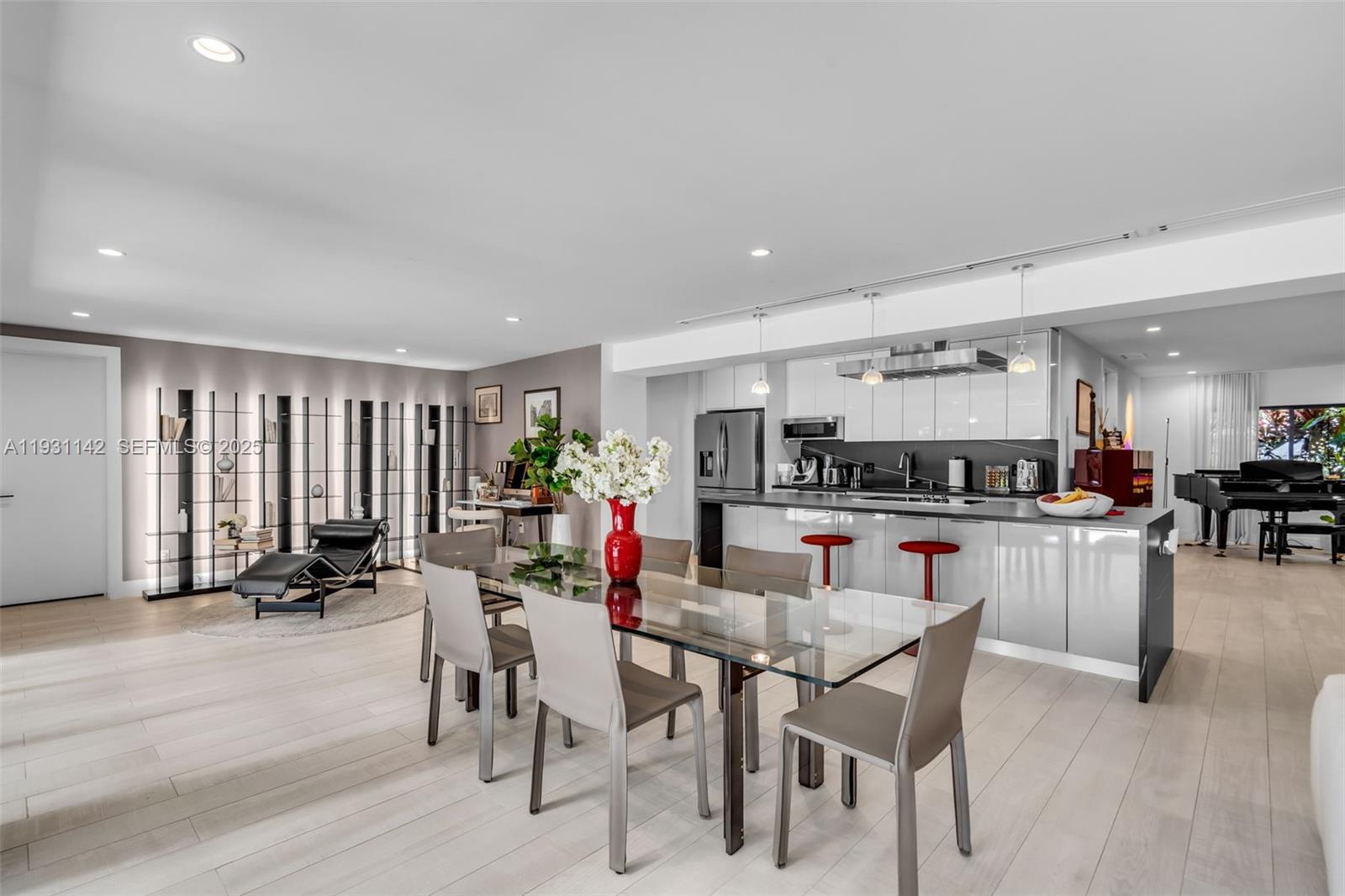 EL PORTAL - Residential