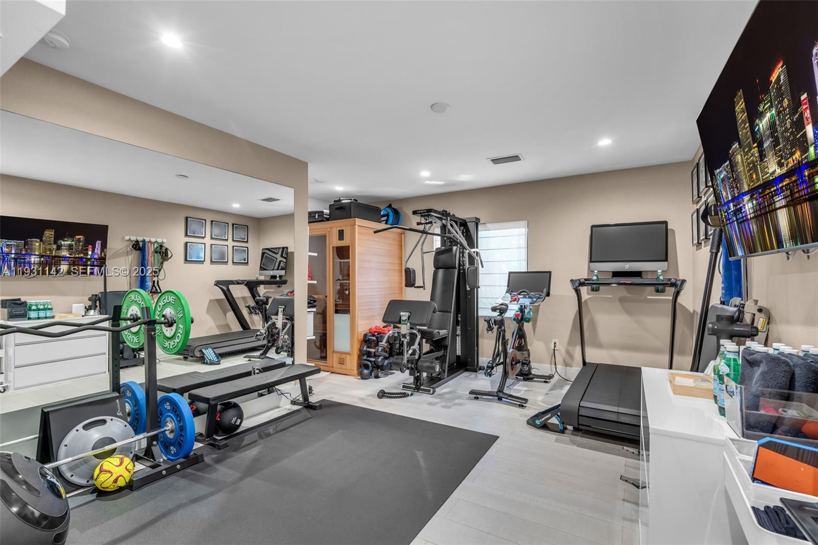 EL PORTAL - Residential