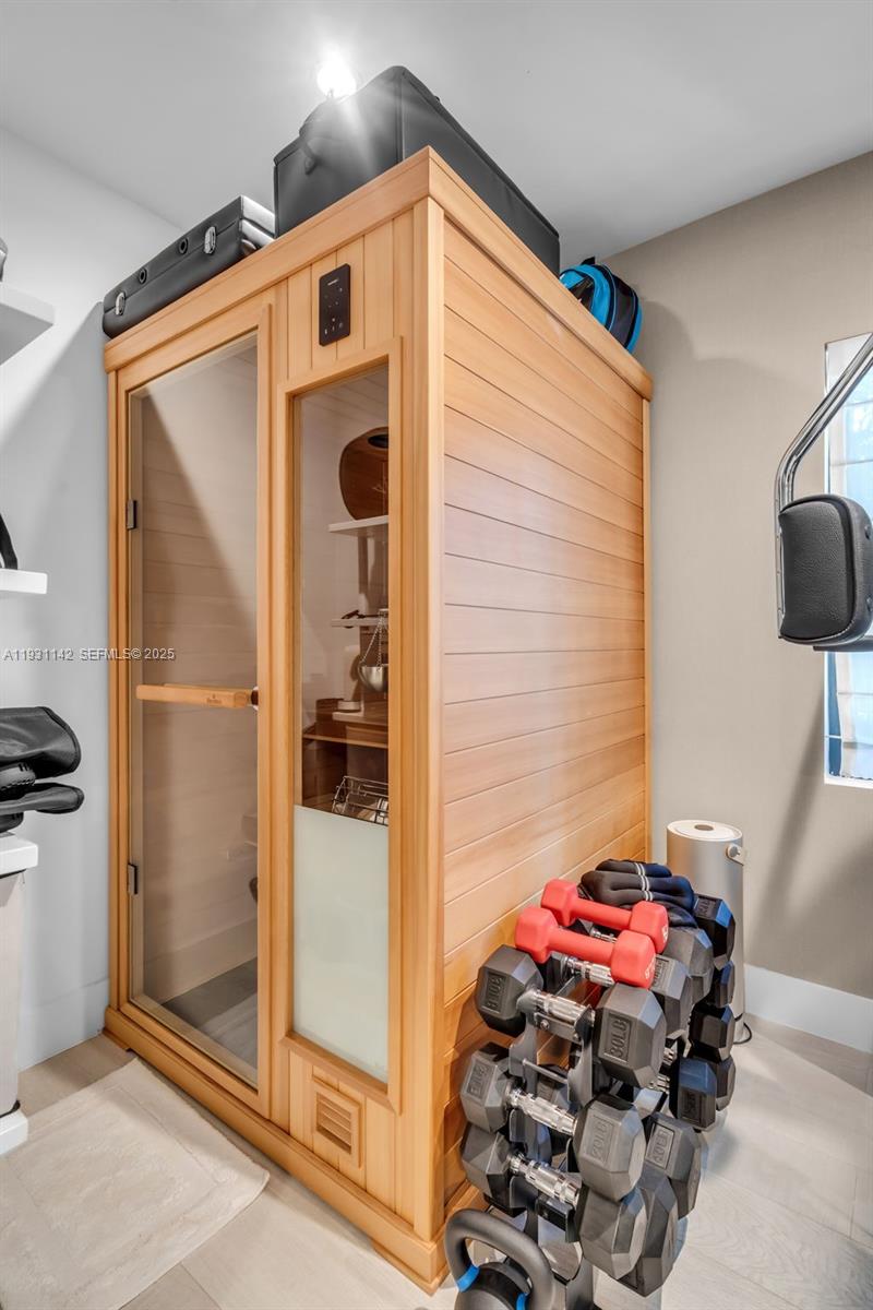 EL PORTAL - Residential