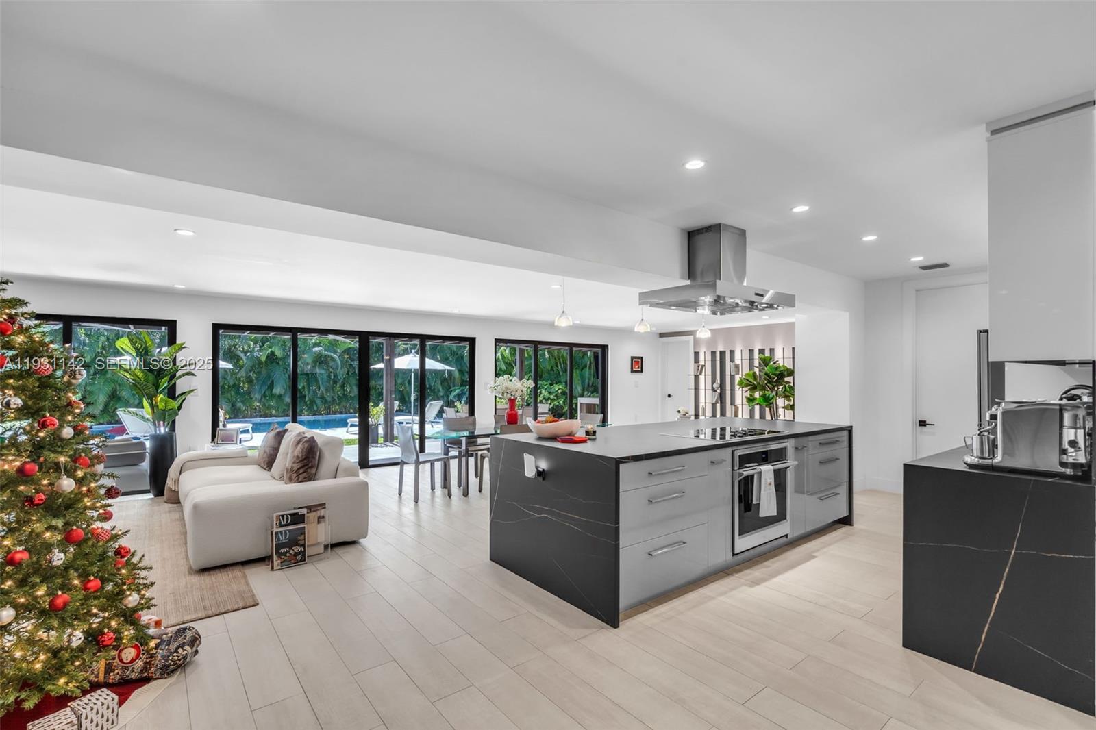 EL PORTAL - Residential