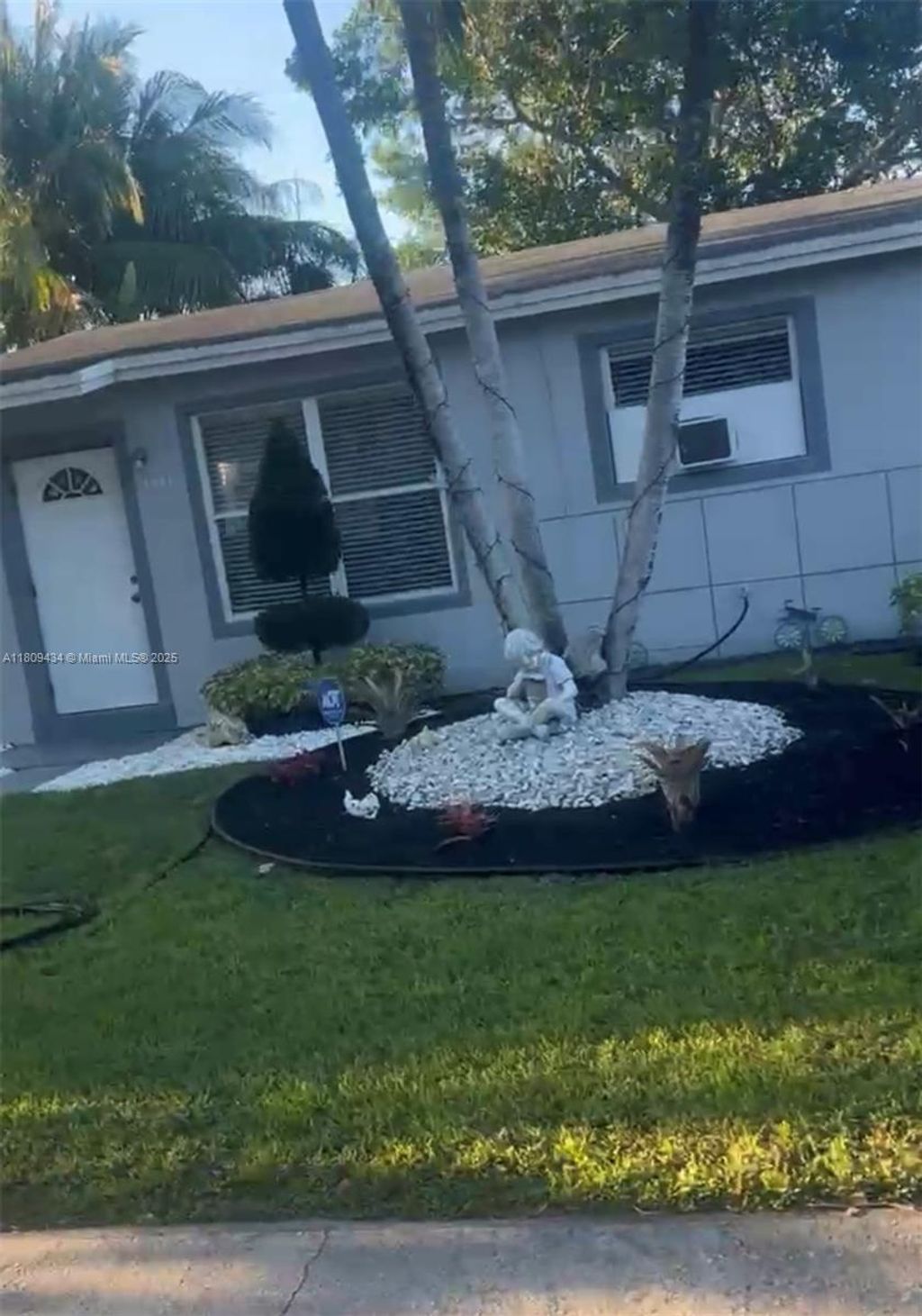 Photo of 7951 NW 30 Street, Davie, FL 33024 (MLS # A11809434)