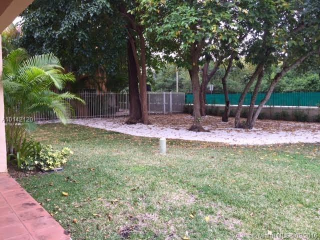 DAVIS GARDENS - Residential