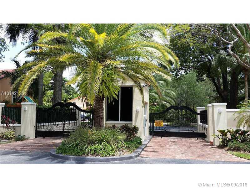 DAVIS GARDENS - Residential