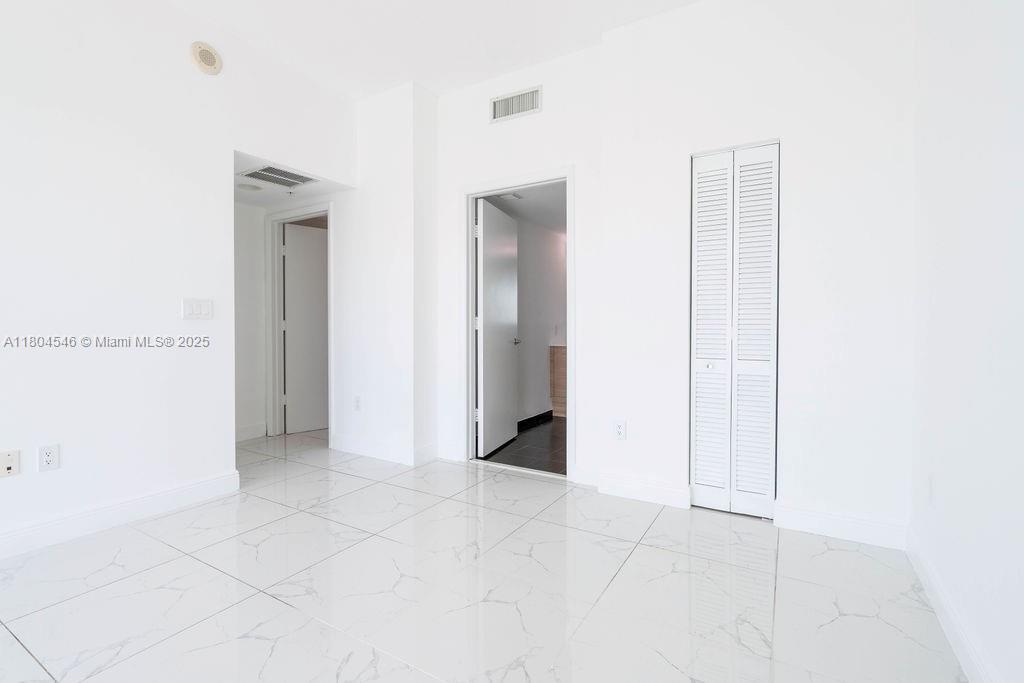 ONYX ON THE BAY CONDO - Residential