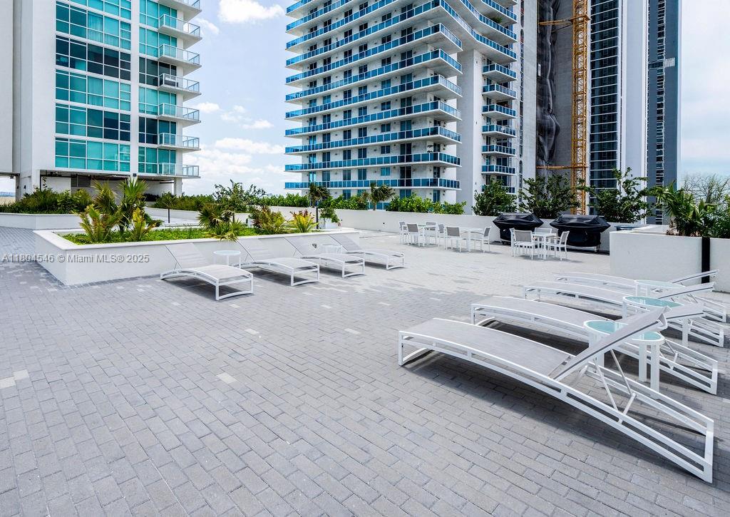 ONYX ON THE BAY CONDO - Residential