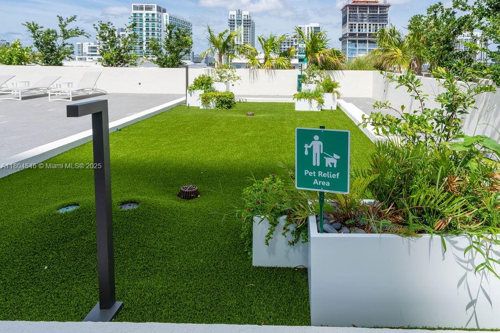 ONYX ON THE BAY CONDO - Residential