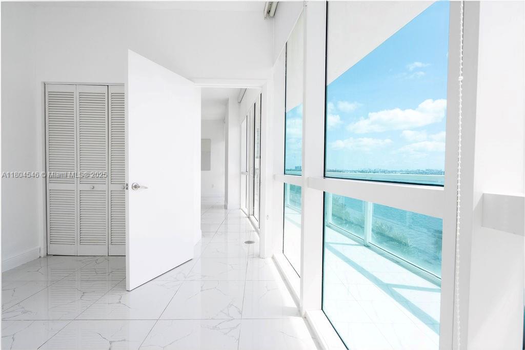 ONYX ON THE BAY CONDO - Residential