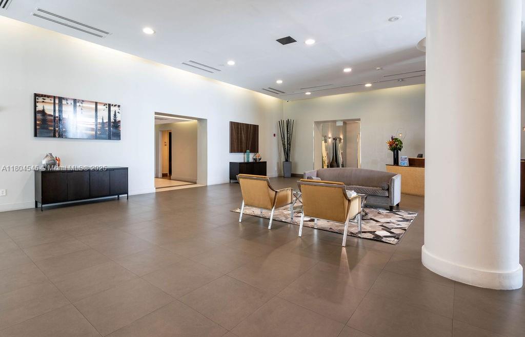 ONYX ON THE BAY CONDO - Residential