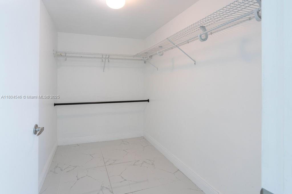 ONYX ON THE BAY CONDO - Residential