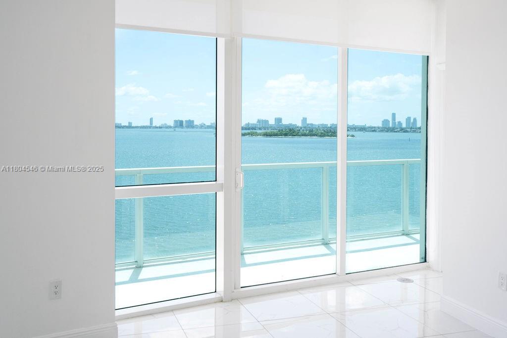 ONYX ON THE BAY CONDO - Residential