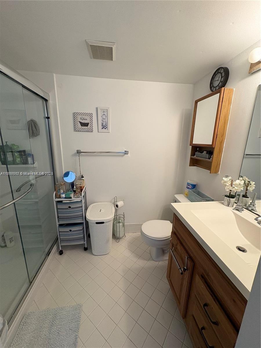 IVANHOE EAST AT CENTURY V - Residential