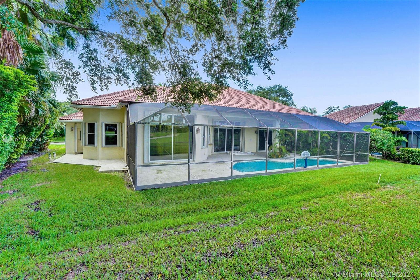 Weston Hills CC - Residential