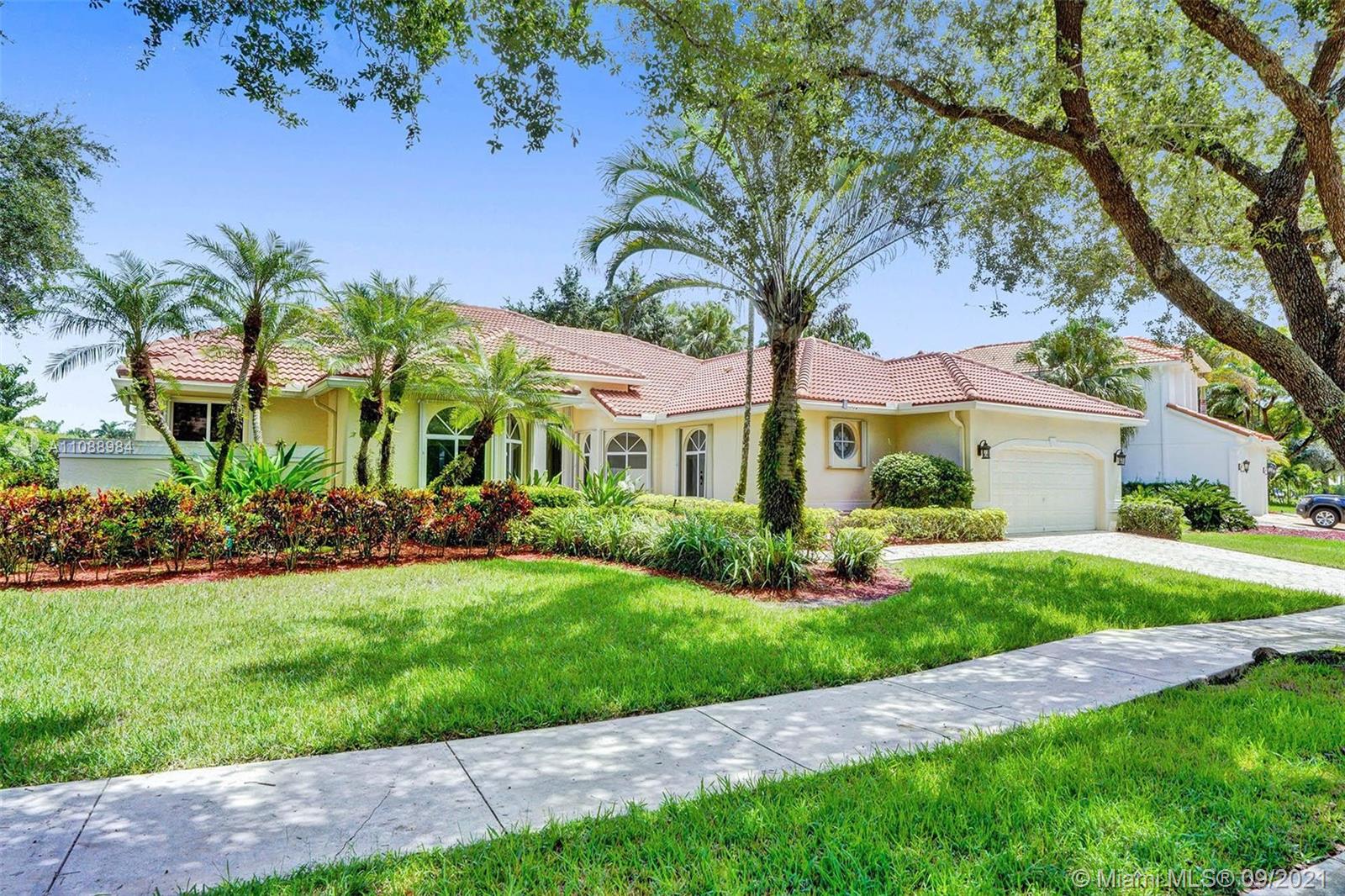 Weston Hills CC - Residential