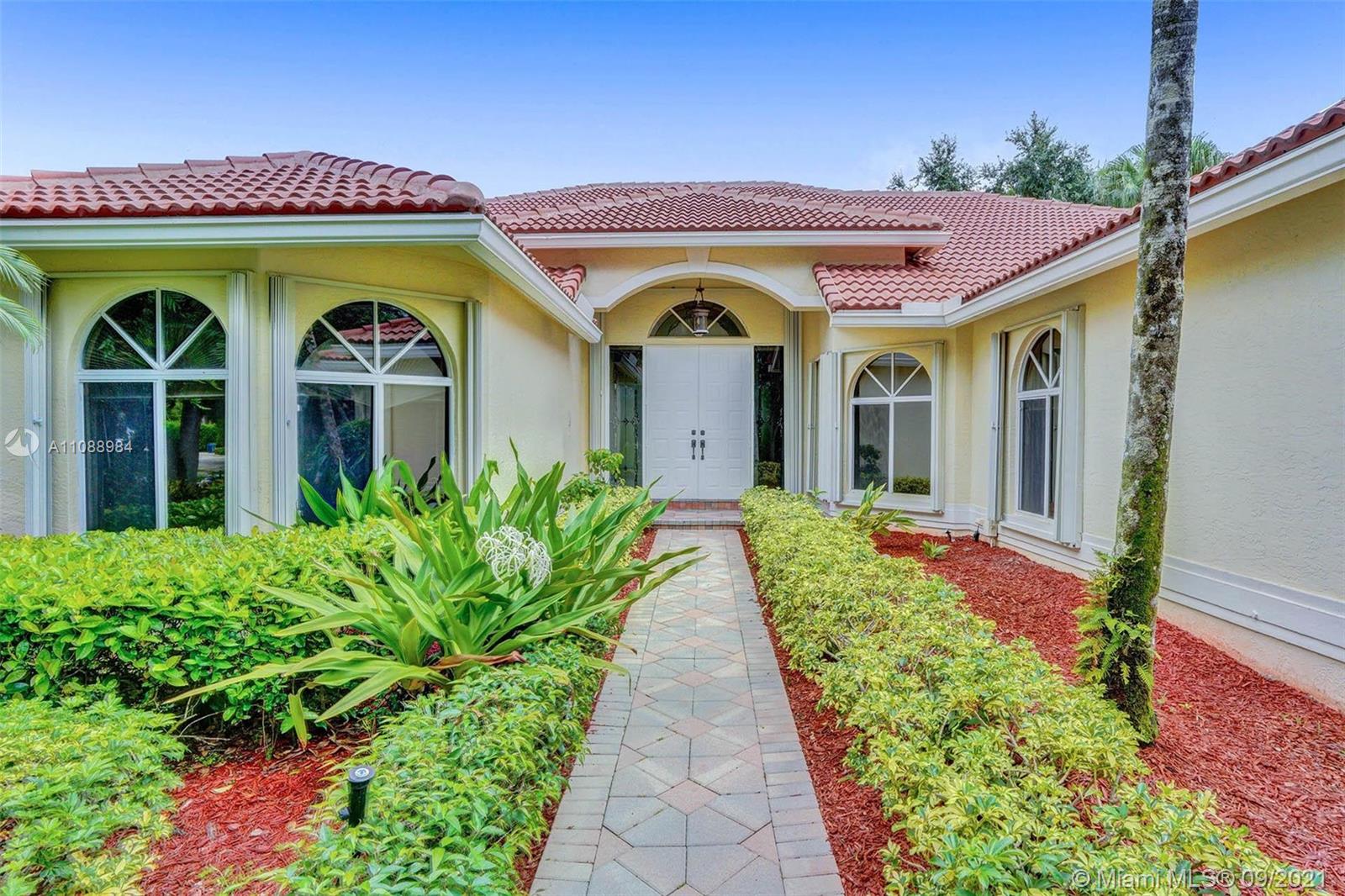 Weston Hills CC - Residential