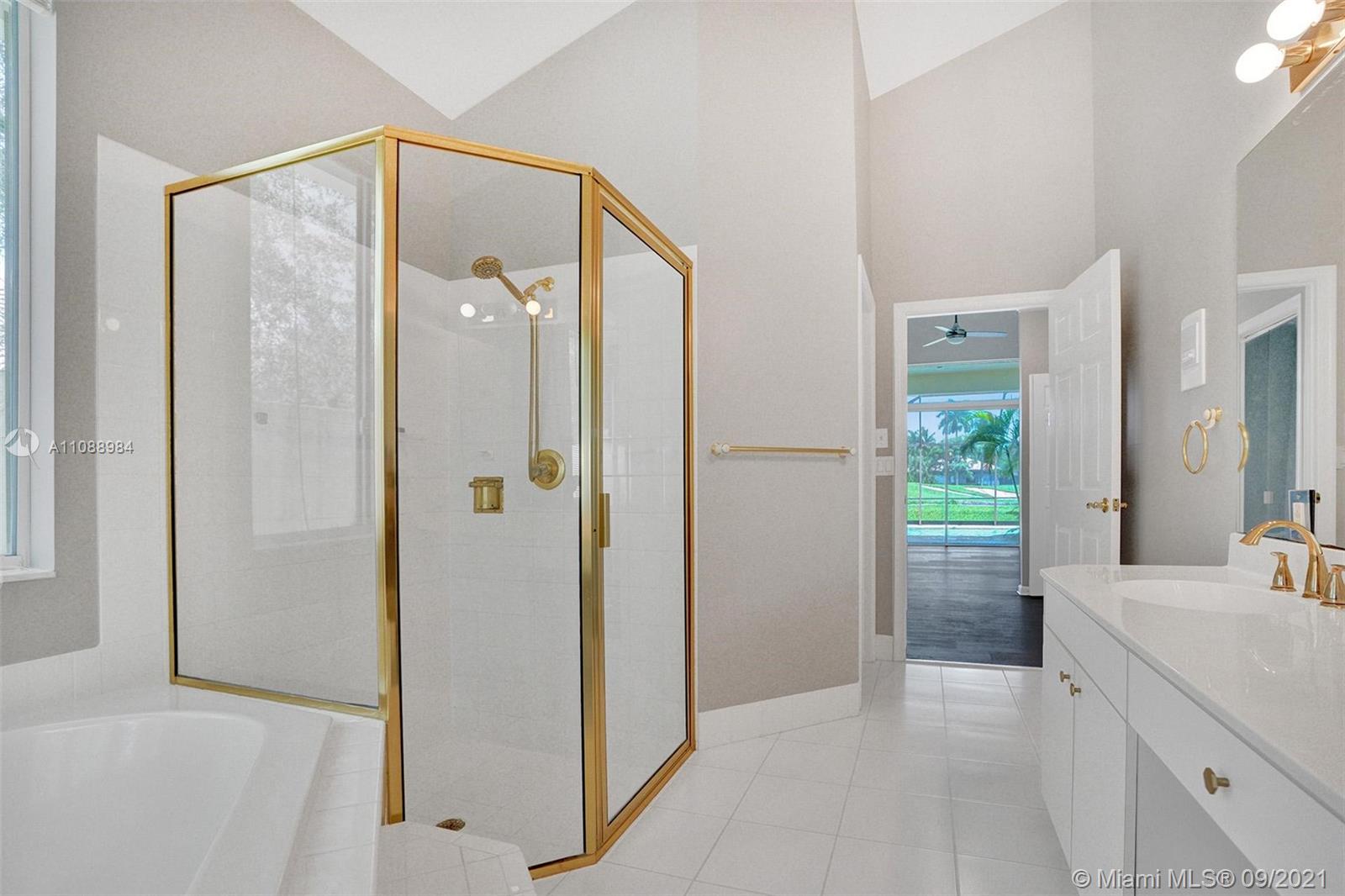 Weston Hills CC - Residential