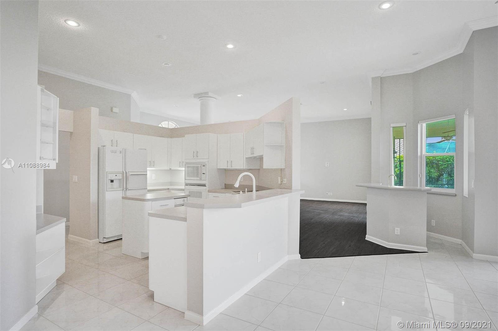 Weston Hills CC - Residential