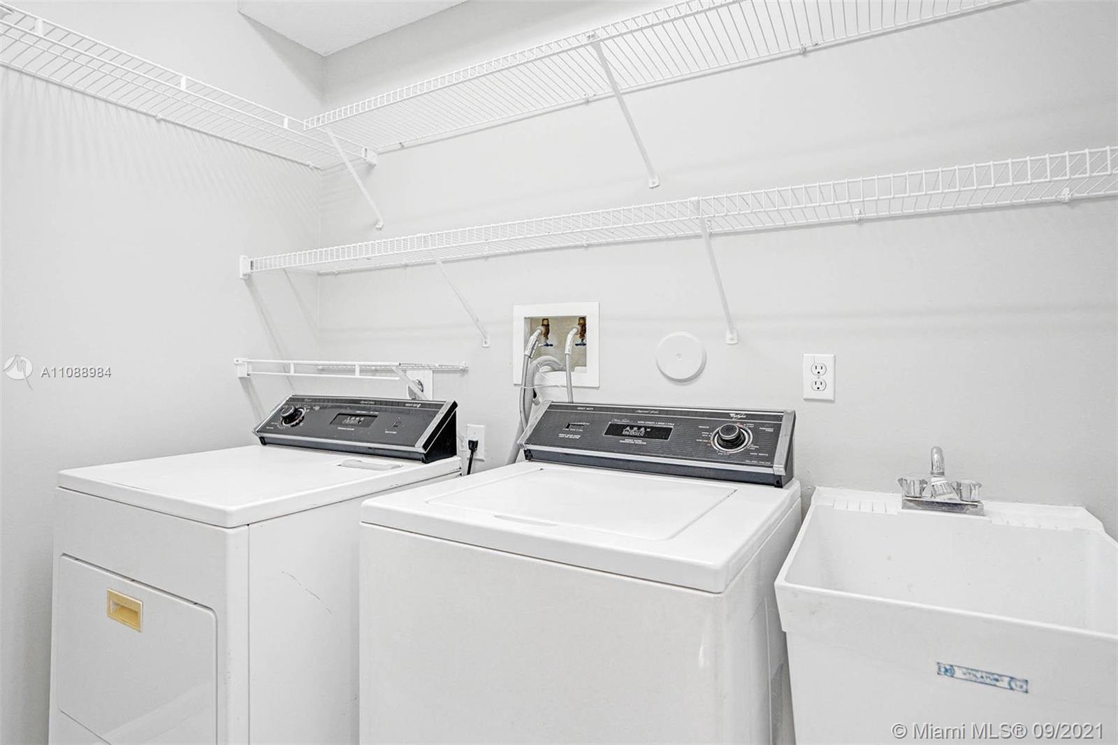 Weston Hills CC - Residential