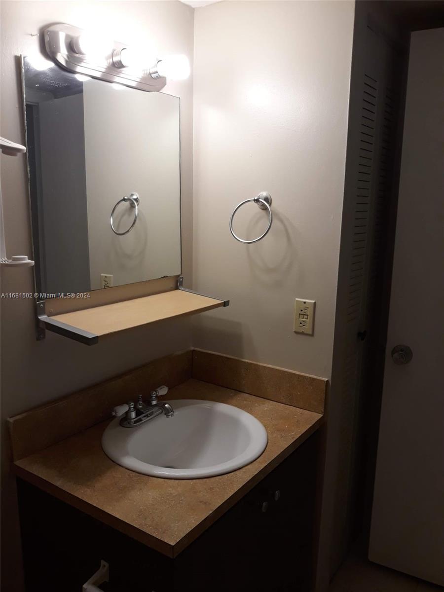 MAGNOLIA LANE CONDO - Residential Lease