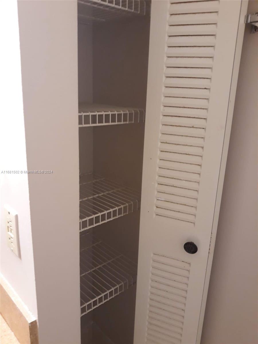 MAGNOLIA LANE CONDO - Residential Lease