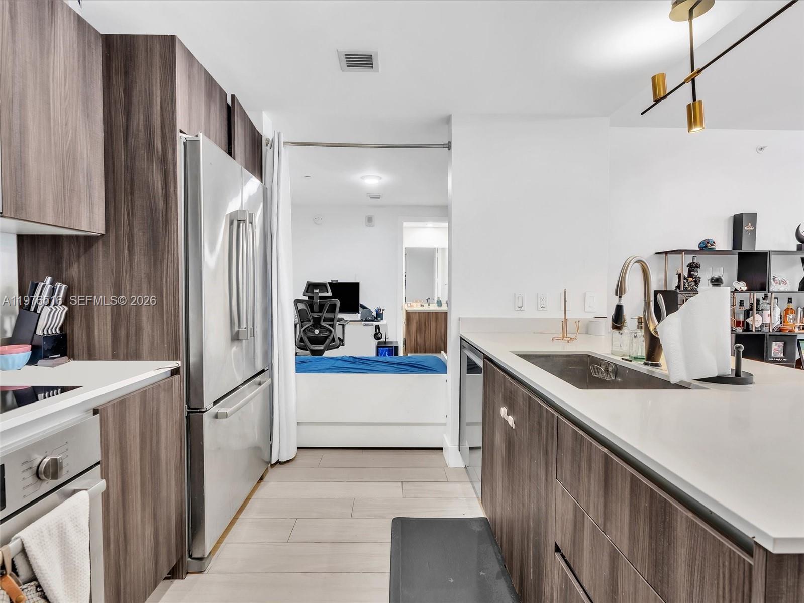 ARIA ON THE BAY CONDO - Residential Lease