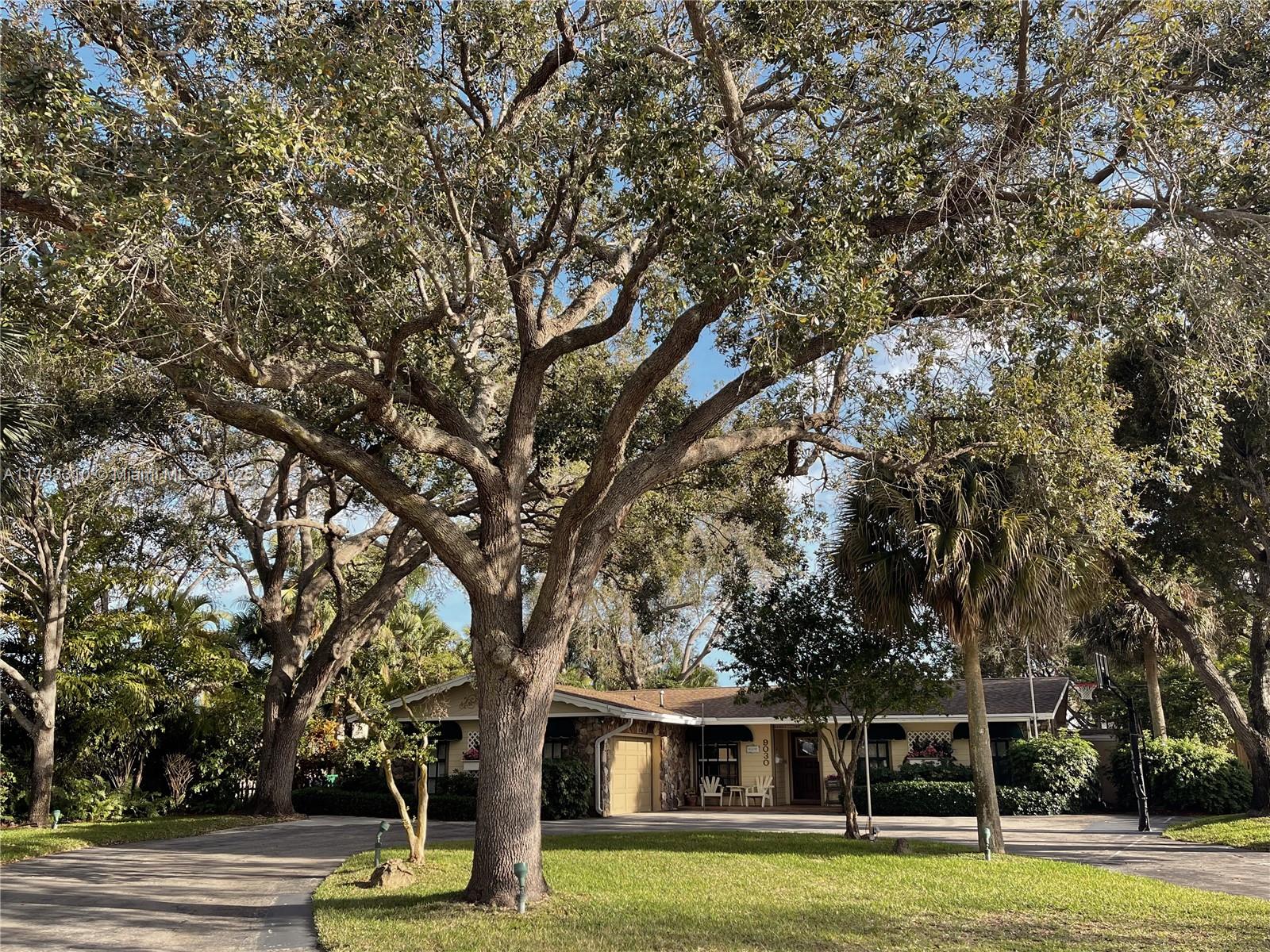 Property for Sale at 9030 Ridgeland Dr, Cutler Bay, Miami-Dade County, Florida - Bedrooms: 4 
Bathrooms: 2  - $1,300,000