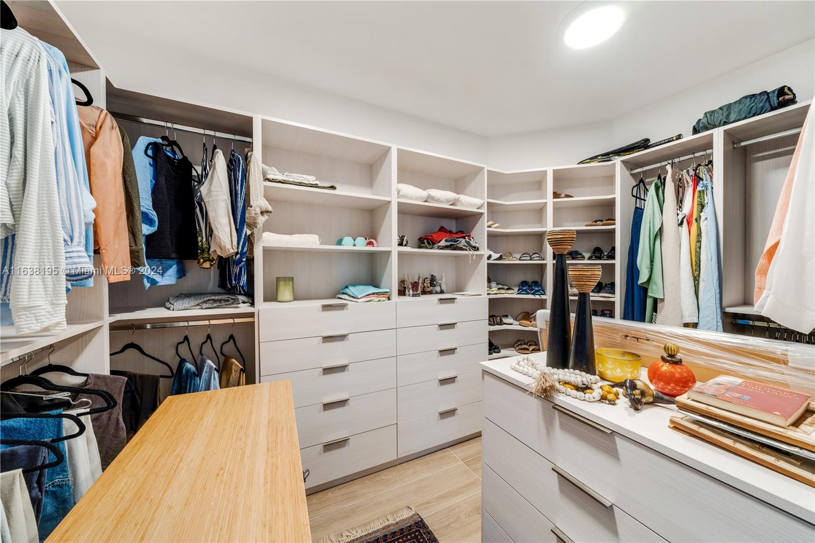 DEERING BAY CONDO I - Residential