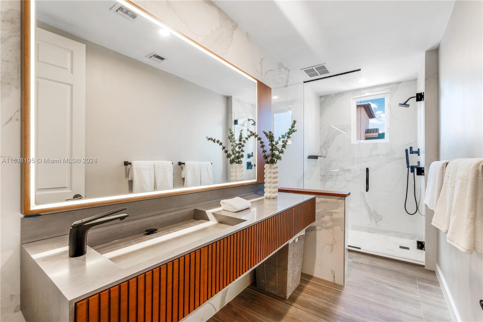 DEERING BAY CONDO I - Residential
