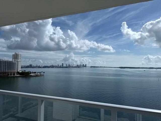THE MARK ON BRICKELL COND - Residential