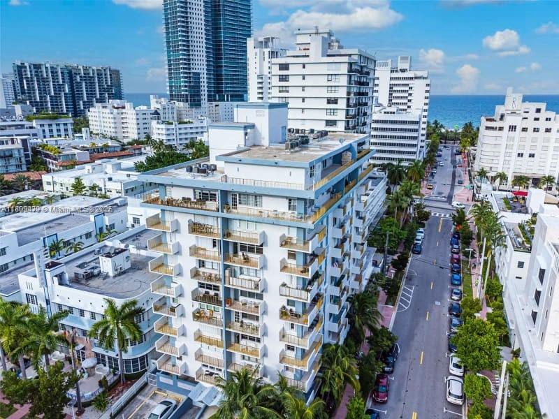 JAMES CENTRAL TOWERS COND - Residential