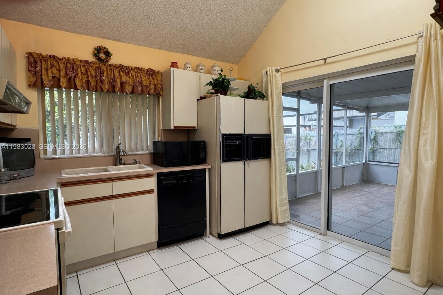 SOUTH RIDGE HEIGHTS 2ND S - Residential