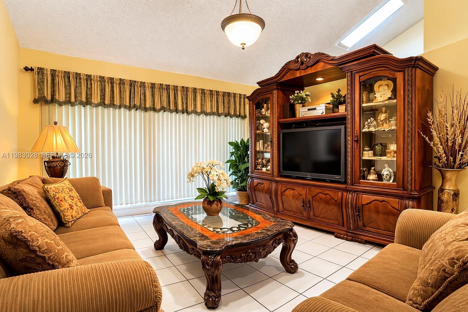 SOUTH RIDGE HEIGHTS 2ND S - Residential