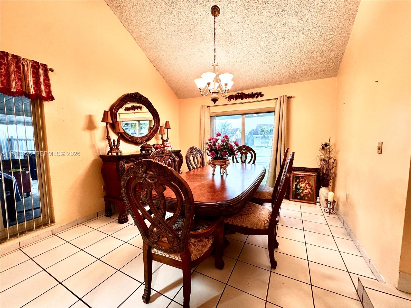 SOUTH RIDGE HEIGHTS 2ND S - Residential