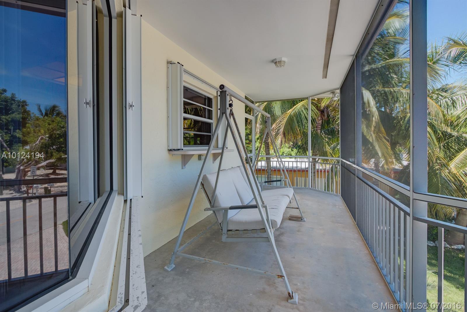 Singletons Add Tavernier - Residential