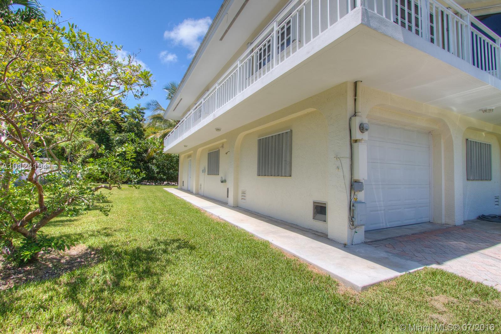 Singletons Add Tavernier - Residential