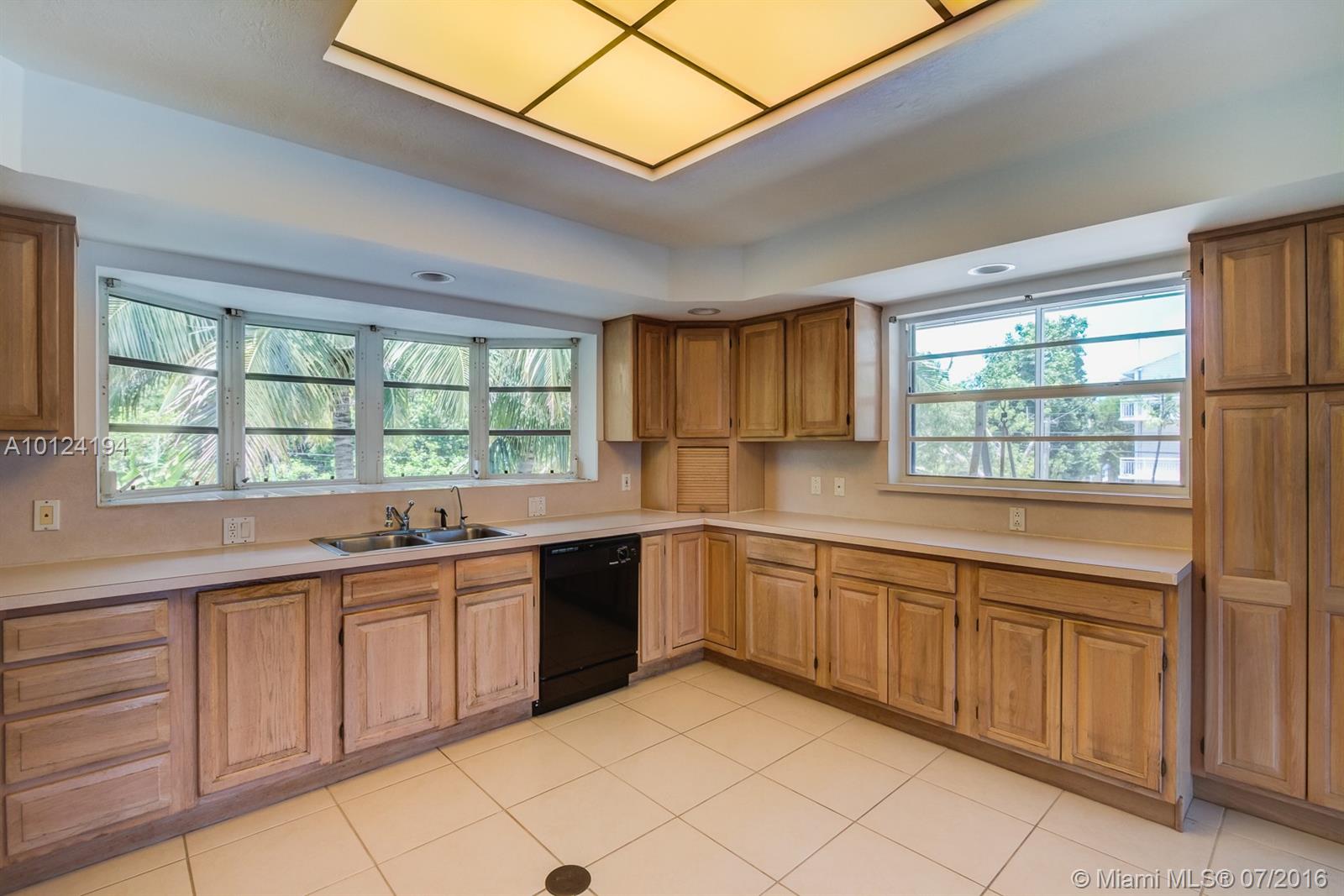 Singletons Add Tavernier - Residential