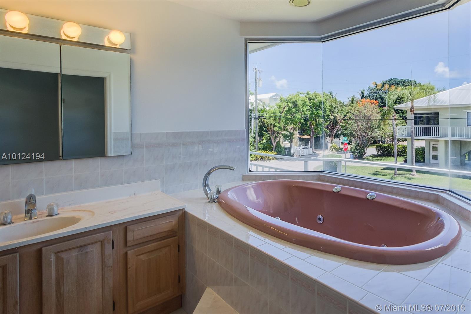 Singletons Add Tavernier - Residential