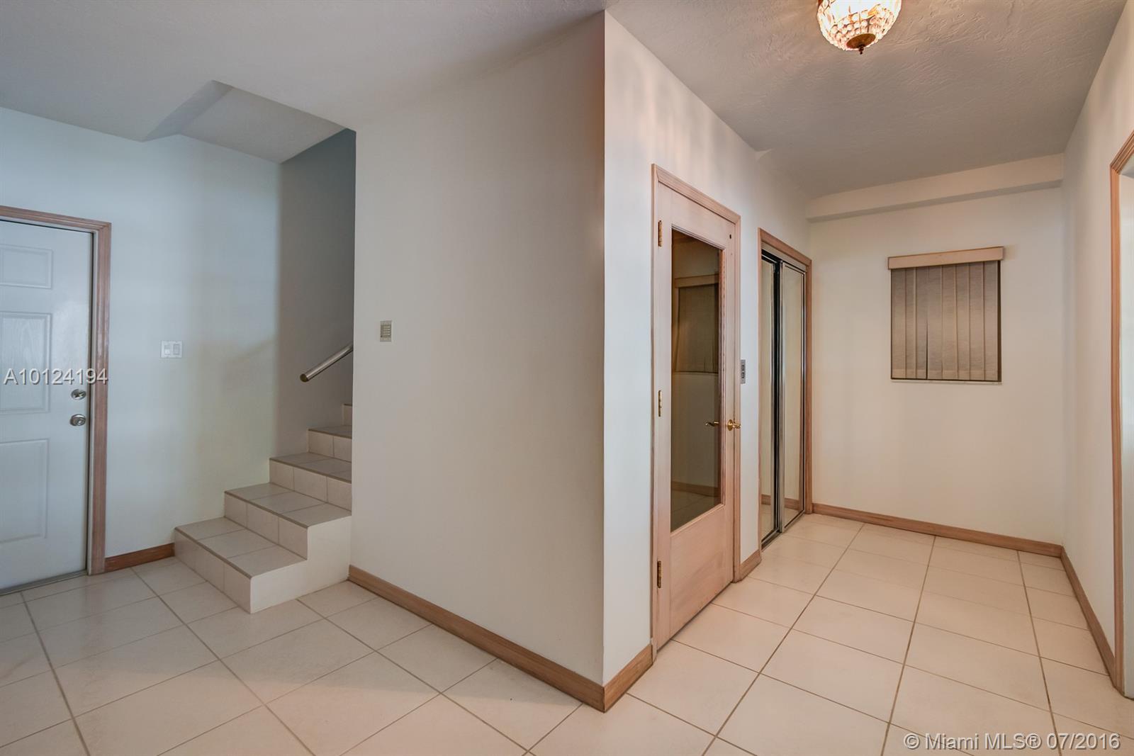 Singletons Add Tavernier - Residential