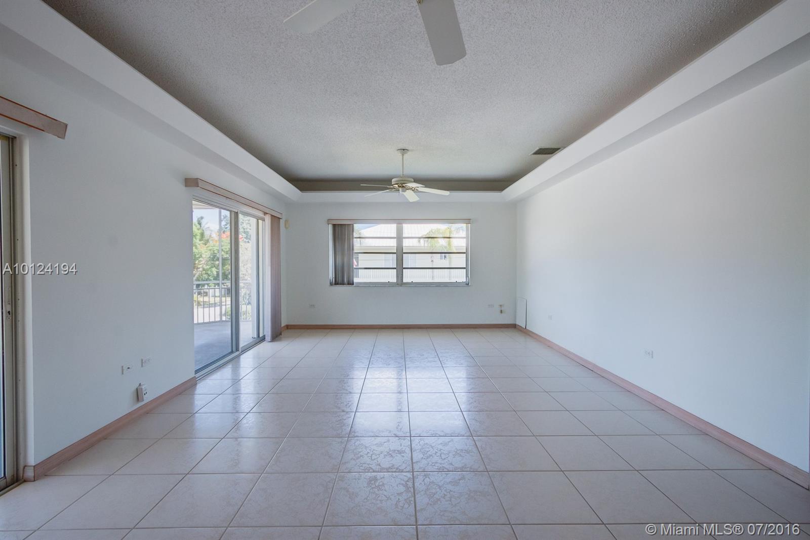 Singletons Add Tavernier - Residential