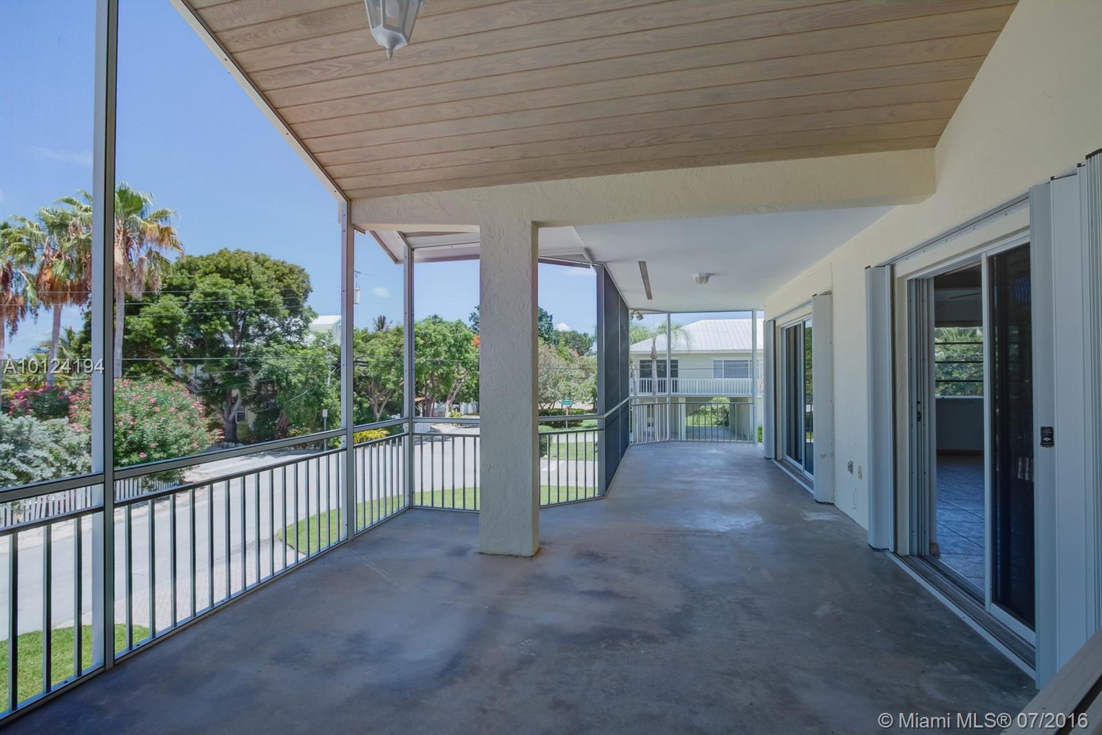 Singletons Add Tavernier - Residential