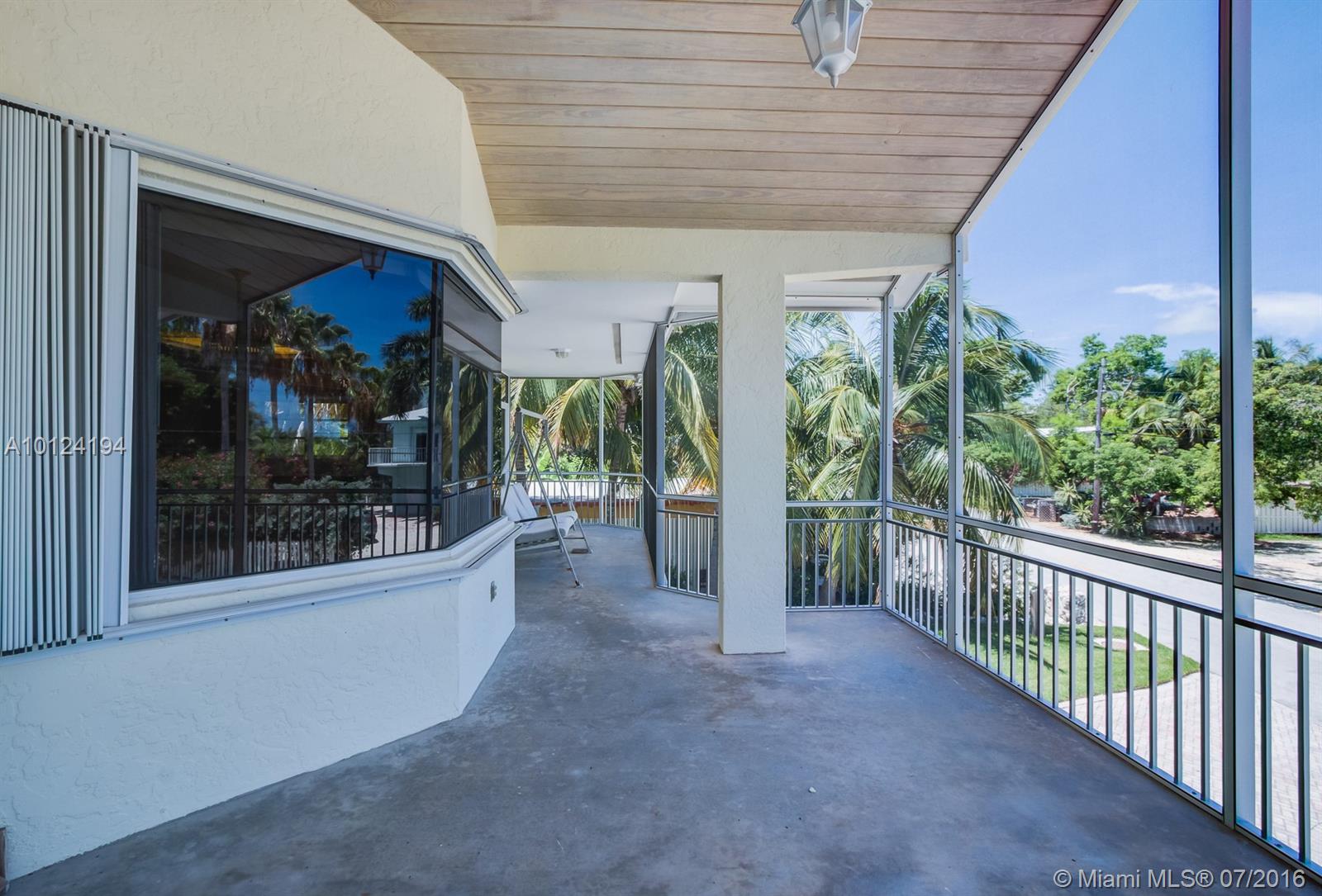 Singletons Add Tavernier - Residential