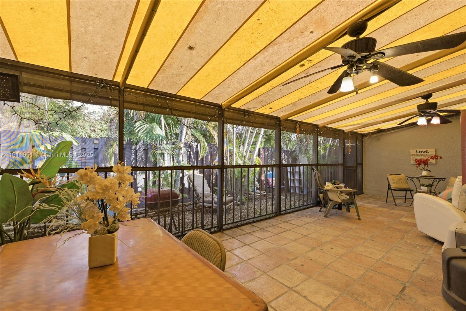 MIAMI LAKES WINDMILL GATE - Residential