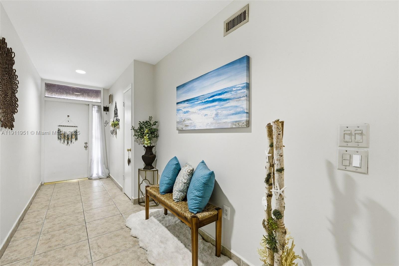 MIAMI LAKES WINDMILL GATE - Residential