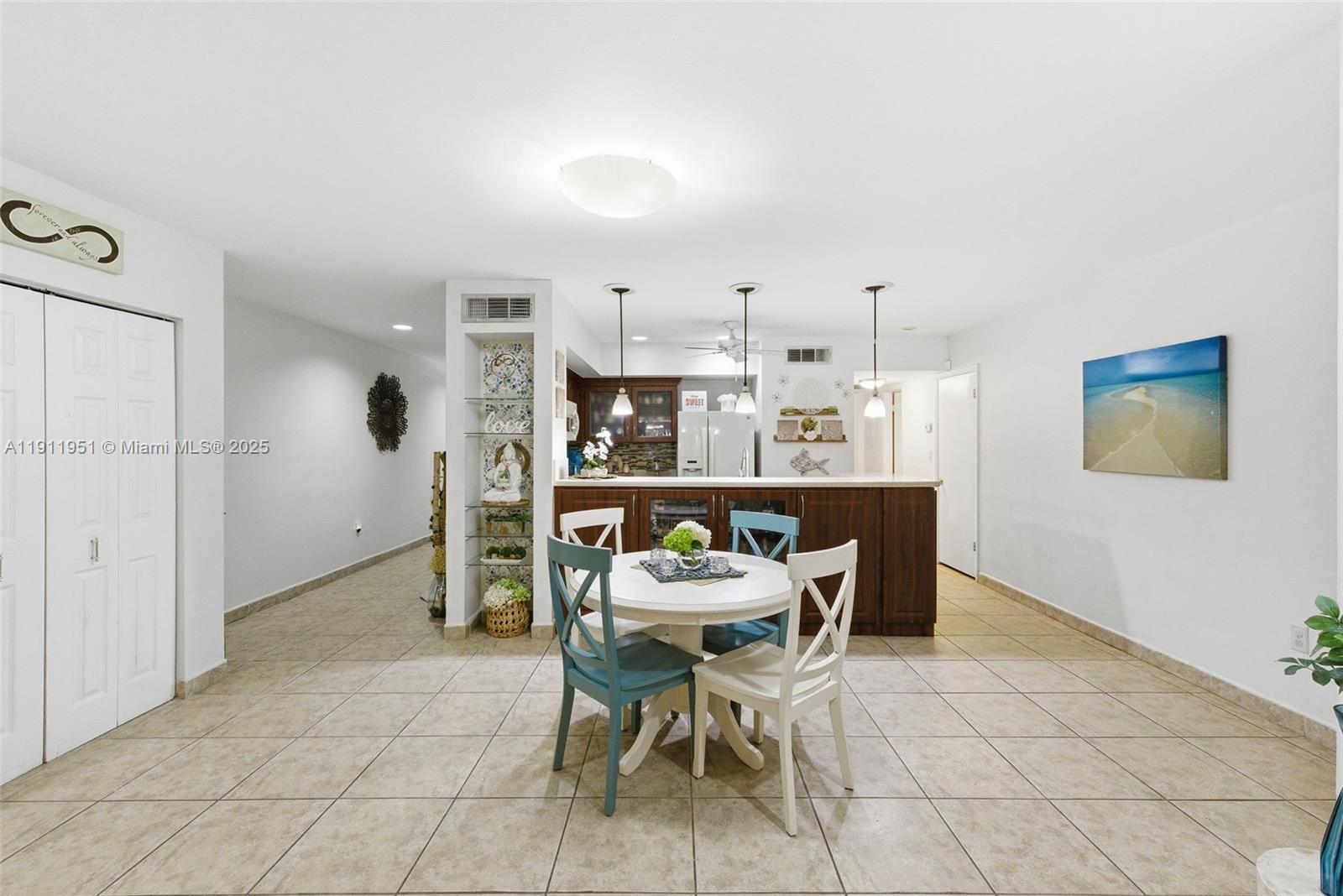 MIAMI LAKES WINDMILL GATE - Residential