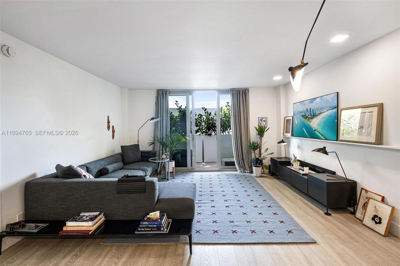 ISLAND TERRACE CONDO - Residential