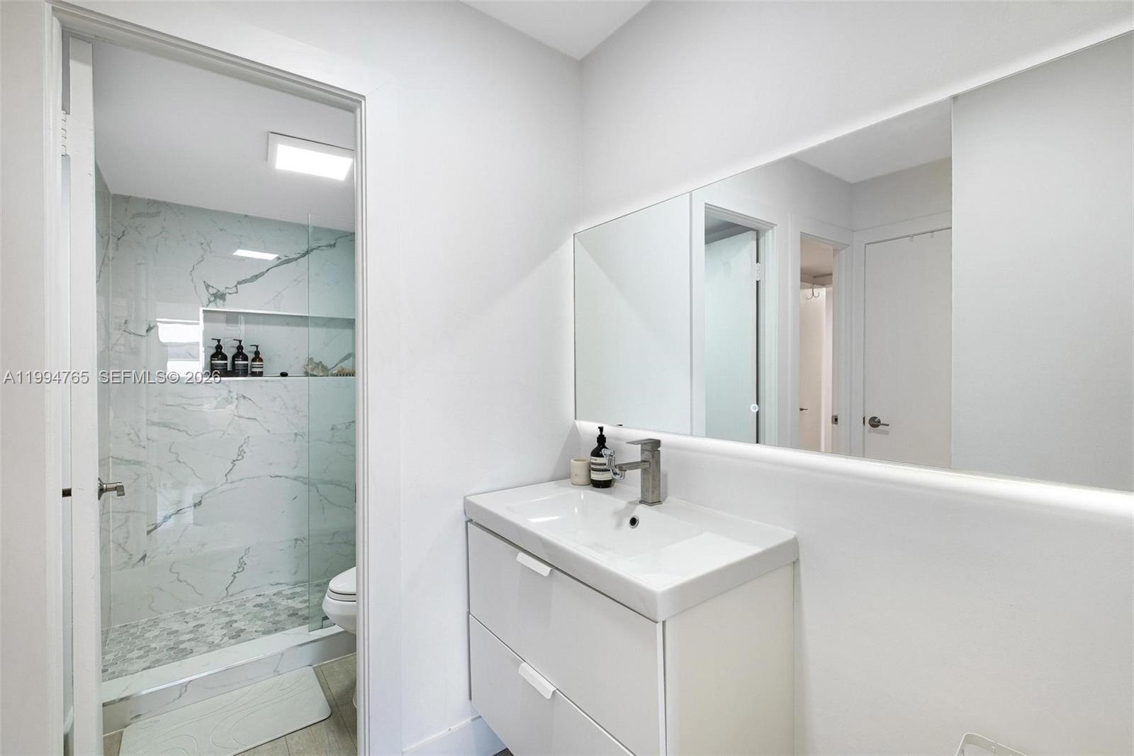 ISLAND TERRACE CONDO - Residential