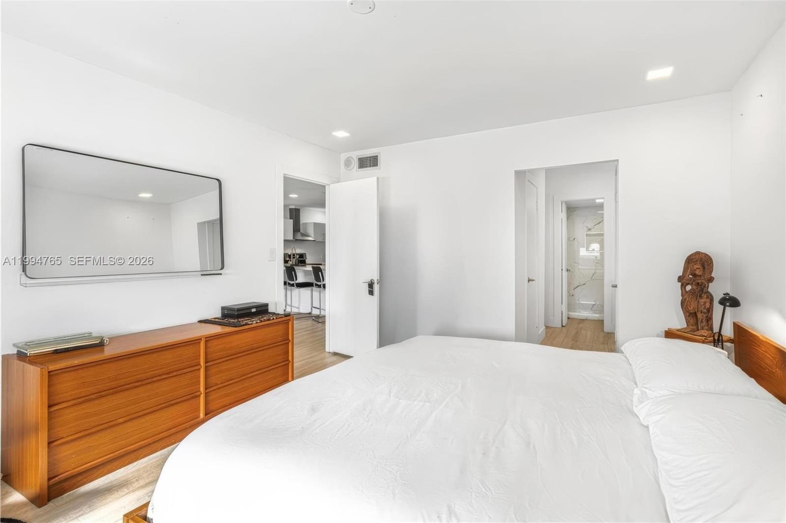 ISLAND TERRACE CONDO - Residential