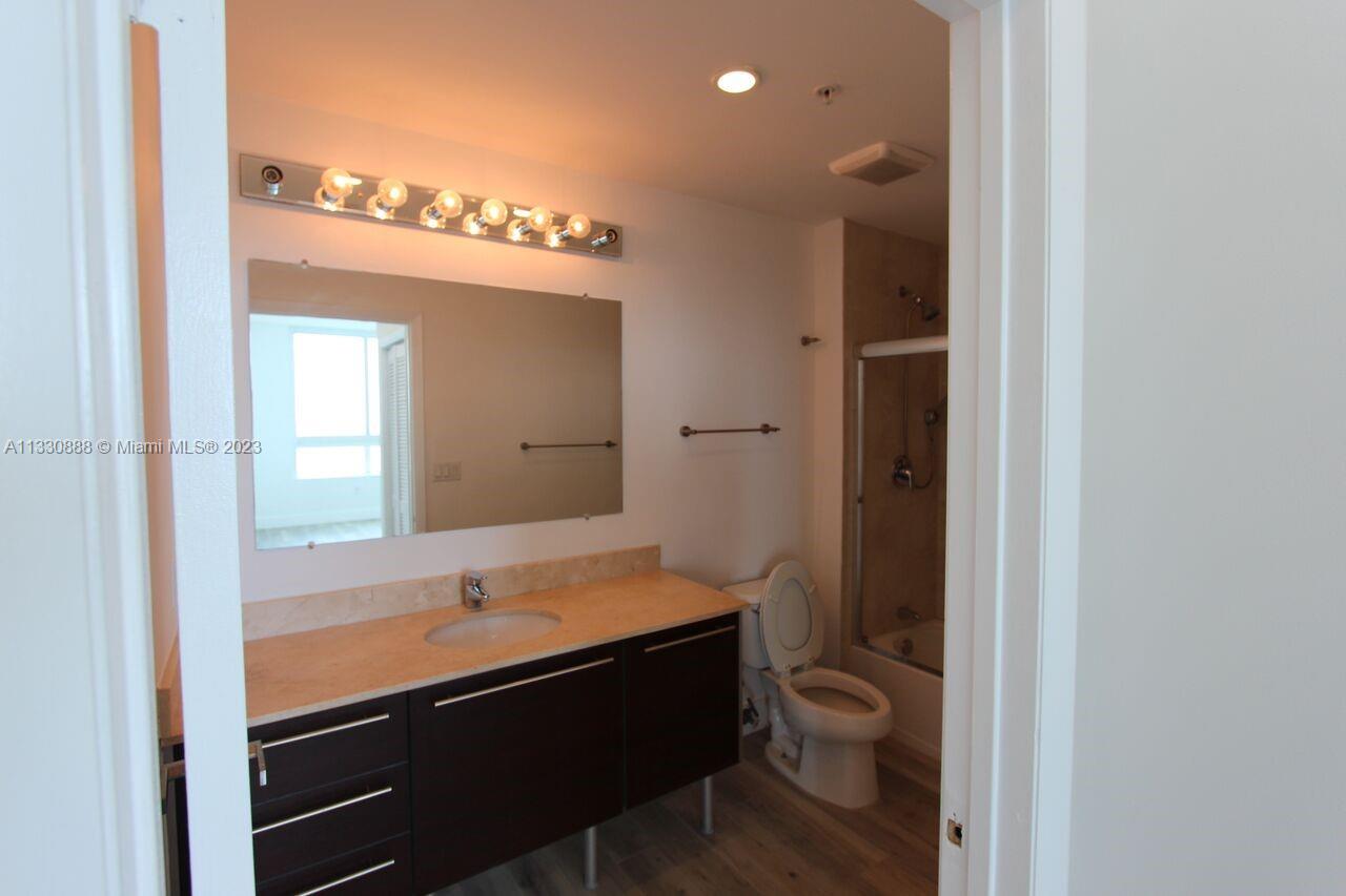 QUANTUM ON THE BAY CONDO - Residential Lease