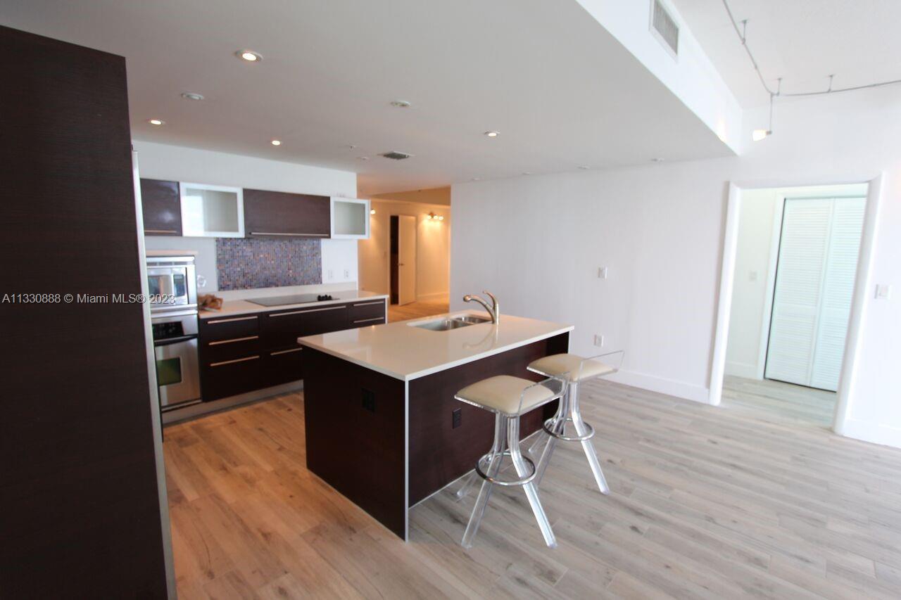 QUANTUM ON THE BAY CONDO - Residential Lease