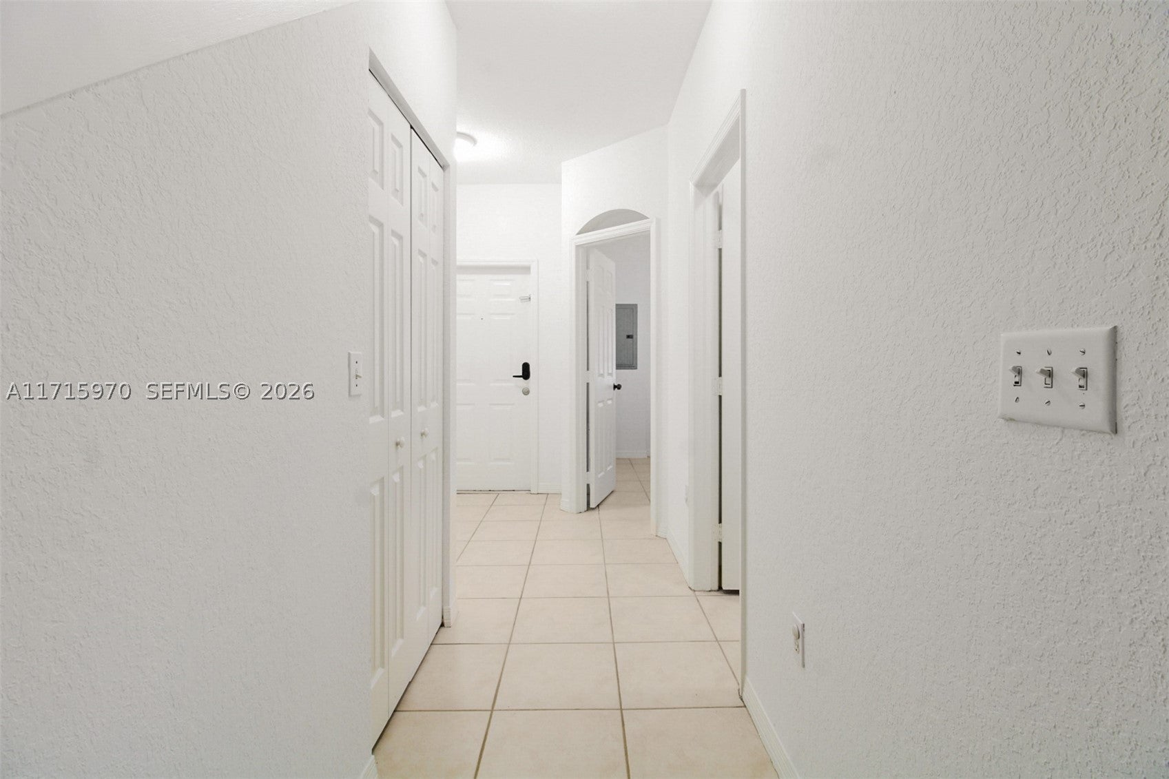 7854 Catalina Cir